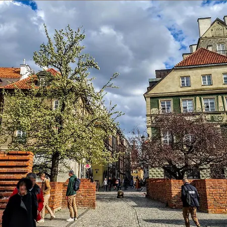 Atmospheric Next To Old Town Square By Renters * Varsóvia